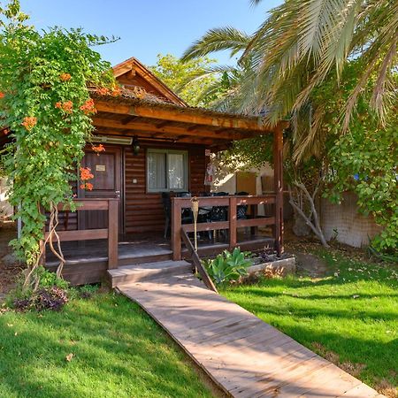 Belfer'S Dead Sea Cabins Neot HaKikar Esterno foto