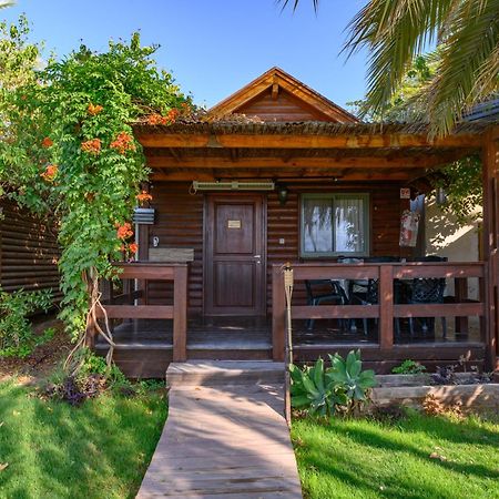 Belfer'S Dead Sea Cabins Neot HaKikar Esterno foto