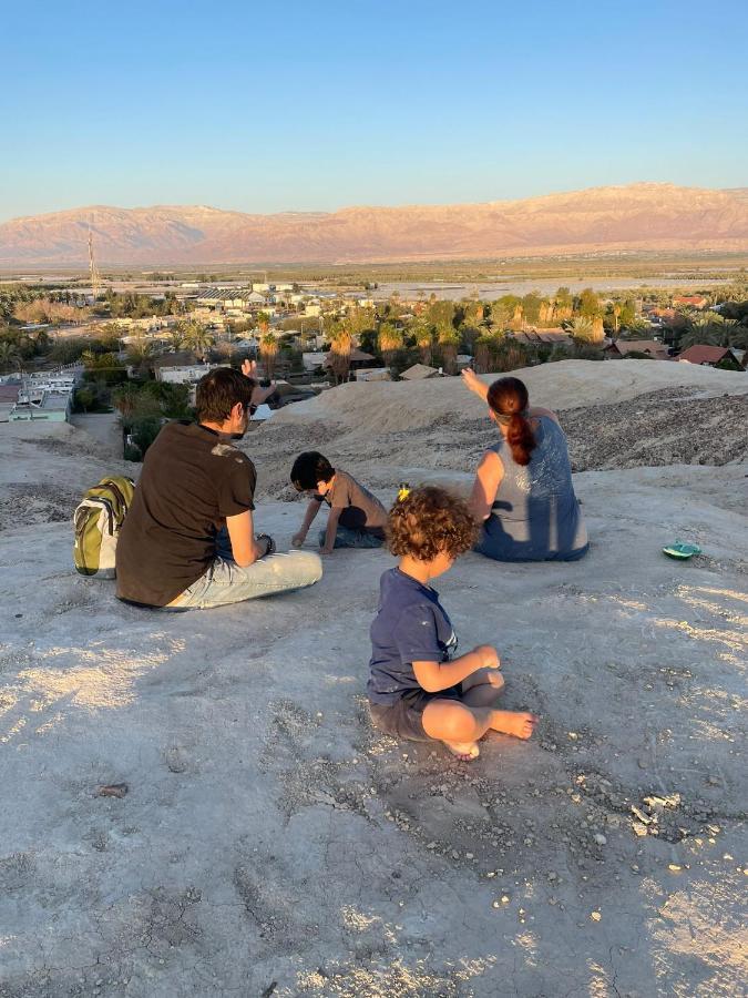 Belfer'S Dead Sea Cabins Neot HaKikar Esterno foto