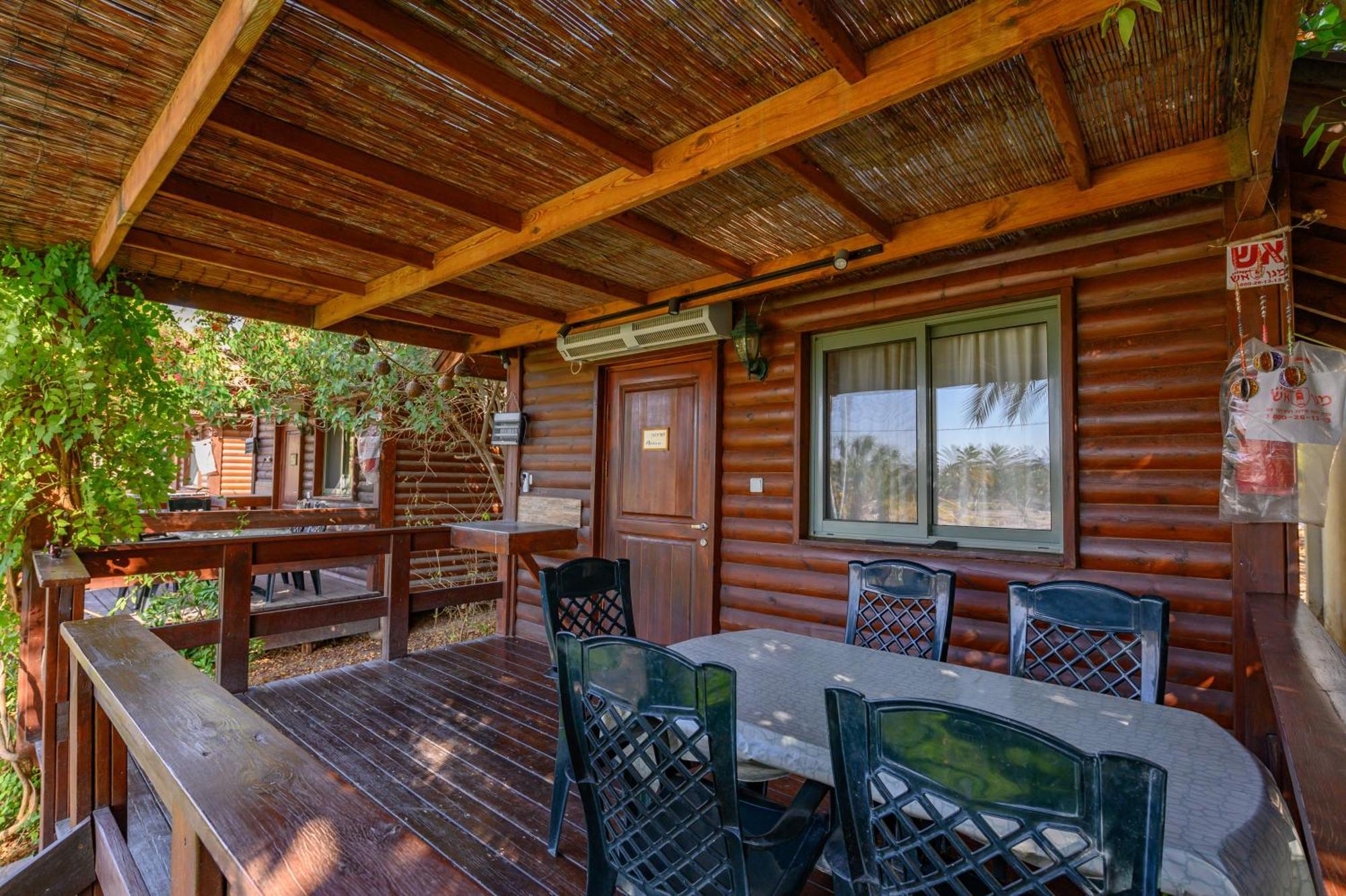 Belfer'S Dead Sea Cabins Neot HaKikar Esterno foto